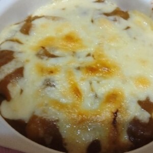 チーズがとろ～り！レンジで１分半！カレードリア♪